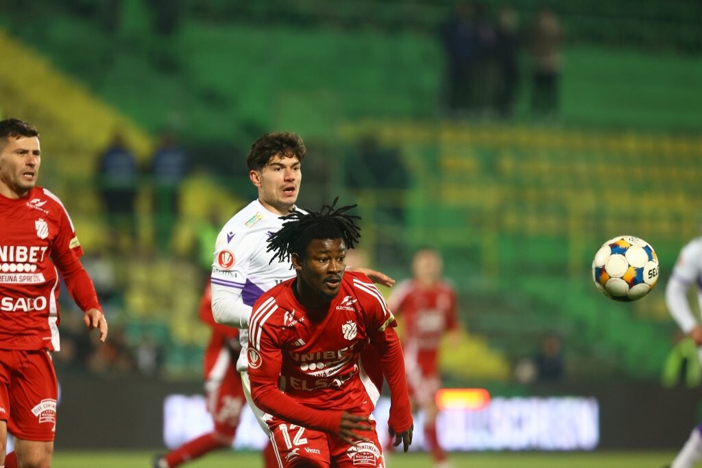 U Cluj îl aduce pe Friday Adams de la FC Botoşani. Contractul începe în vară